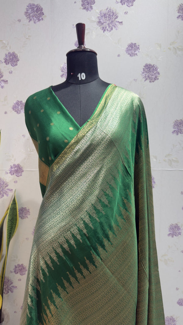 Munga silk Rising border green