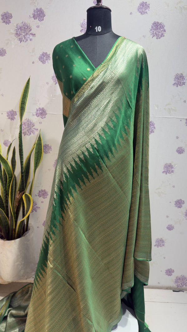 Munga silk Rising border green