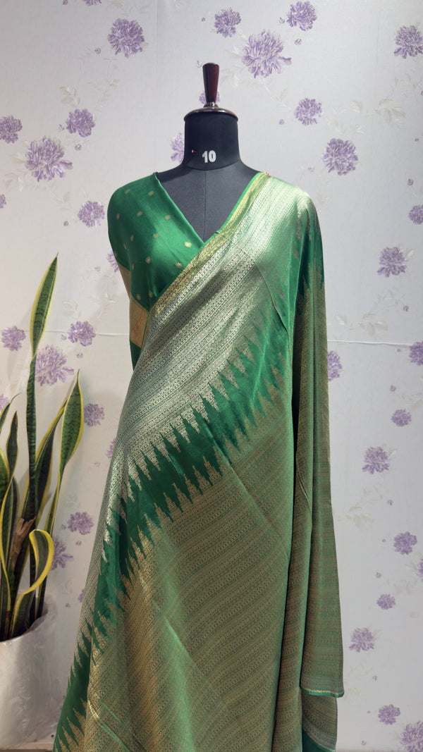 Munga silk Rising border green