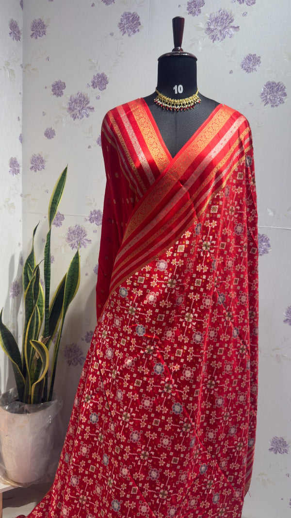 Munga patola saree Red