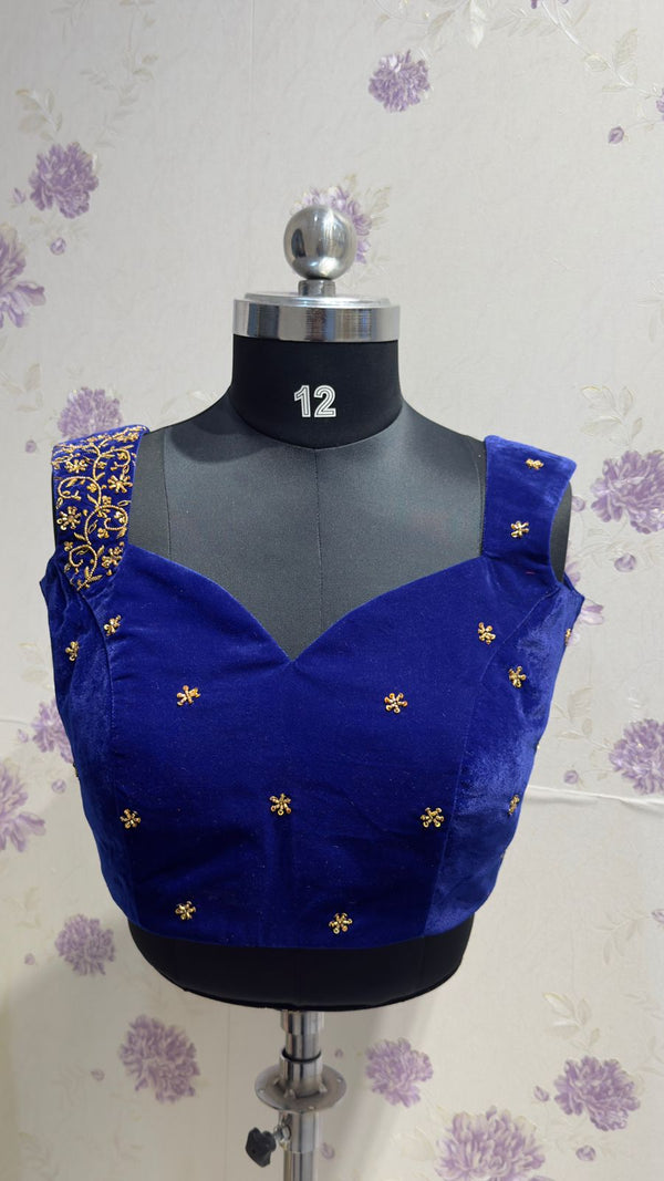 Blue velvet blouse sleeve less